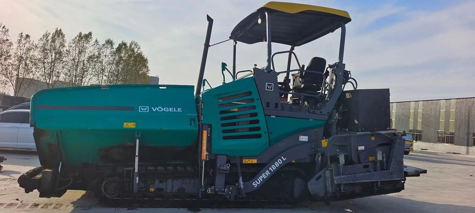 Hot Sale Used VOGELE 1880  Paver Construction Machinery Good Condition VOGELE Paver - Paver aspal: gambar 5 Hot Sale Used VOGELE 1880  Paver Construction Machinery Good Condition VOGELE Paver - Paver aspal: gambar 5