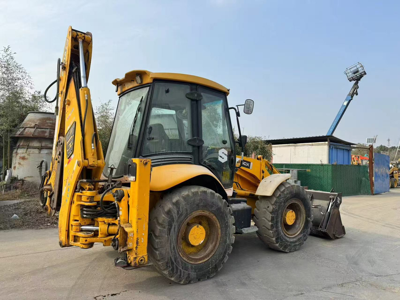 JCB 4CX - Backhoe loader: gambar 4 JCB 4CX - Backhoe loader: gambar 4