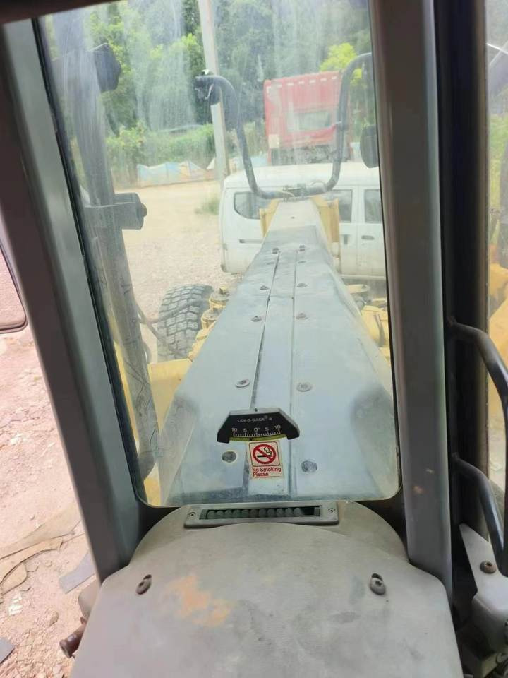 Original CAT 160M Grader Used Caterpillar Brand CAT 140H 140K 160K 120H 14G Motor Grader High Quality - Grader: gambar 3 Original CAT 160M Grader Used Caterpillar Brand CAT 140H 140K 160K 120H 14G Motor Grader High Quality - Grader: gambar 3