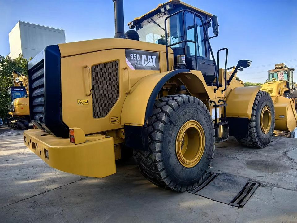 Original CAT Used CAT 950GC Wheel Loader Caterpillar 950GC CAT Loader Low Service Time - Wheel loader: gambar 2 Original CAT Used CAT 950GC Wheel Loader Caterpillar 950GC CAT Loader Low Service Time - Wheel loader: gambar 2