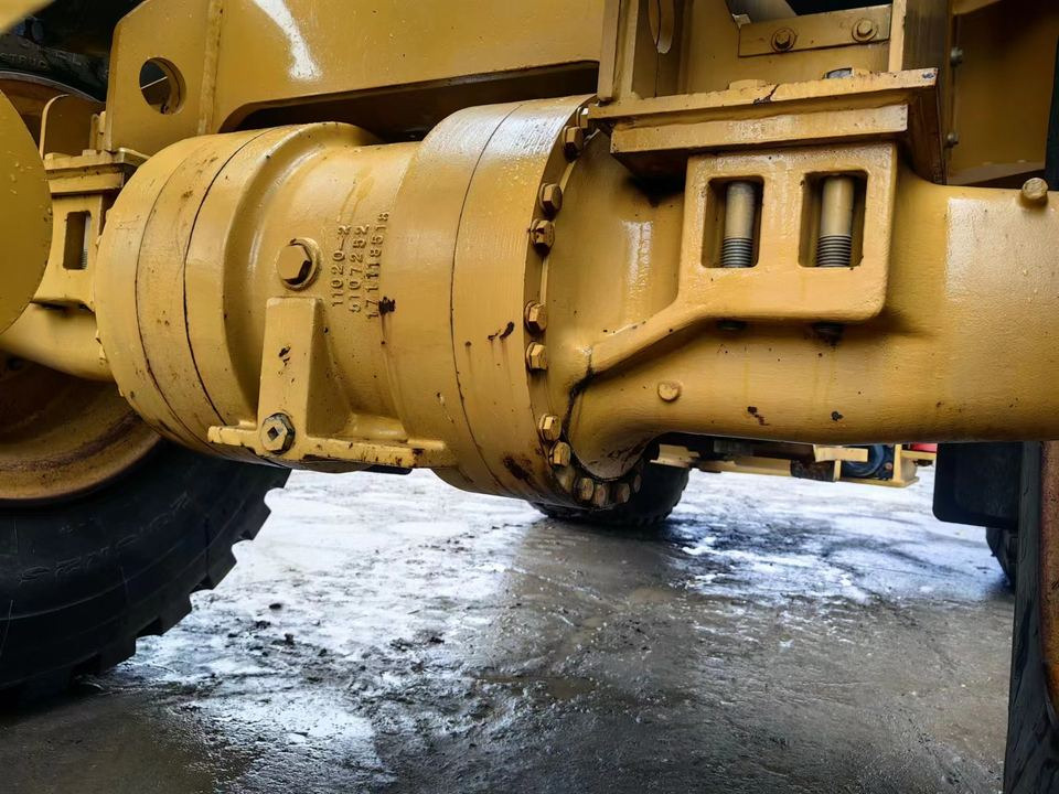 Second Hand Caterpillar CAT 950GC 5 Ton Wheel Loader USED CAT 950 Wheel Loaders in Low Price for Hot Sale - Wheel loader: gambar 4 Second Hand Caterpillar CAT 950GC 5 Ton Wheel Loader USED CAT 950 Wheel Loaders in Low Price for Hot Sale - Wheel loader: gambar 4