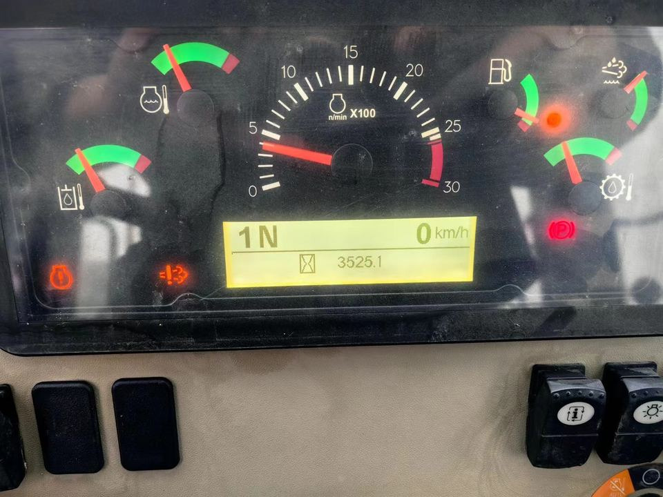 Second Hand Caterpillar CAT 950GC Wheel Loader Used CAT 950GC Wheel Loaders 950GC in Low Price for Hot Sale - Wheel loader: gambar 4 Second Hand Caterpillar CAT 950GC Wheel Loader Used CAT 950GC Wheel Loaders 950GC in Low Price for Hot Sale - Wheel loader: gambar 4