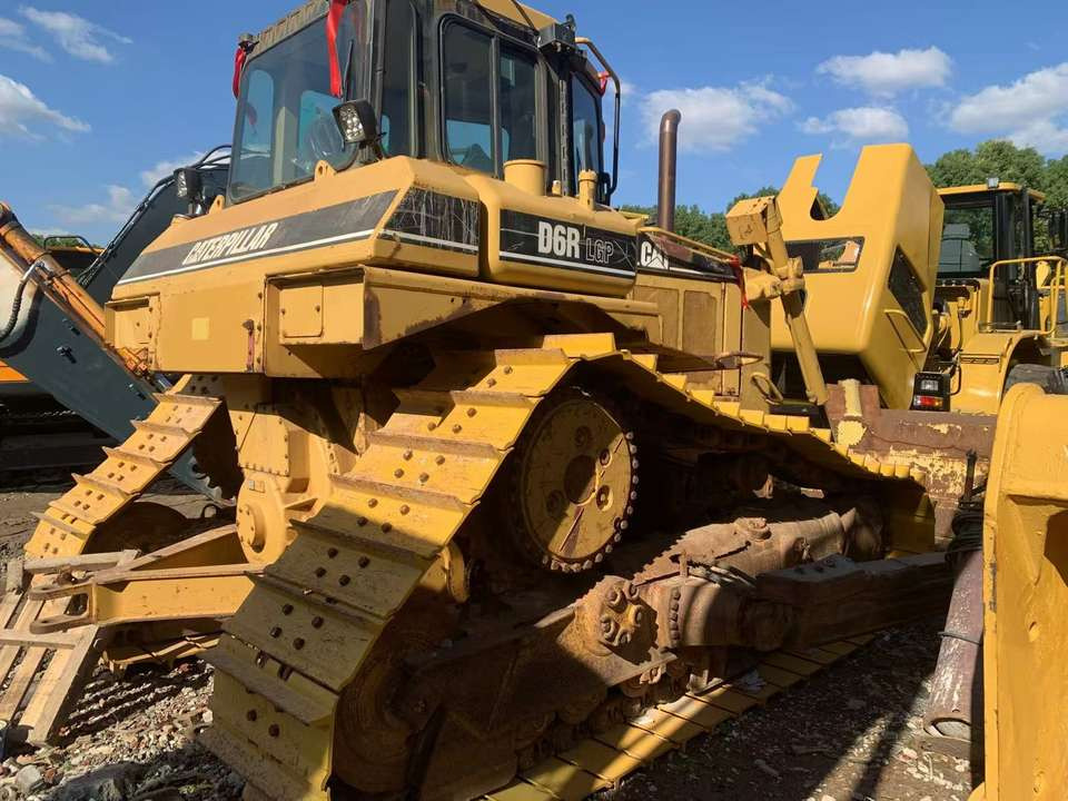 Used Caterpillar Bulldozer D6R, Caterpillar Bulldozer, Caterpillar D6R Bulldozer - Bulldozer: gambar 4 Used Caterpillar Bulldozer D6R, Caterpillar Bulldozer, Caterpillar D6R Bulldozer - Bulldozer: gambar 4