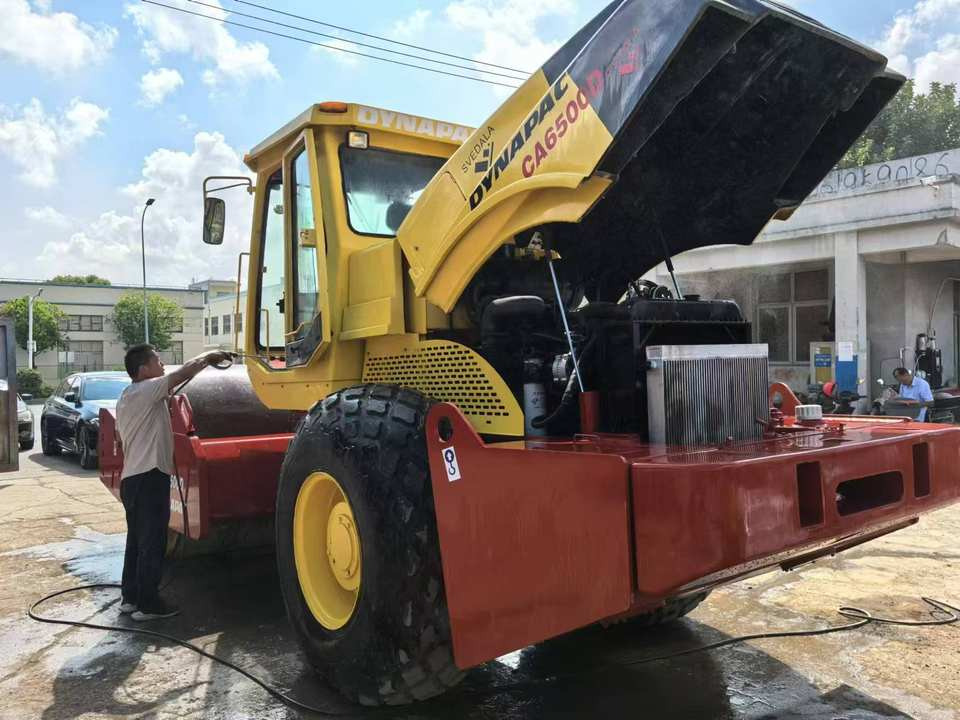 Used Original Road Roller DYNAPAC CA6500D Road Rollers High Quality Second Hand Construction Machinery - Pemadat: gambar 4 Used Original Road Roller DYNAPAC CA6500D Road Rollers High Quality Second Hand Construction Machinery - Pemadat: gambar 4