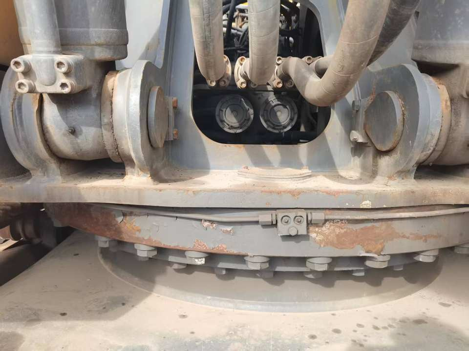 VOLVO EC 480 D L - Ekskavator perayap: gambar 4 VOLVO EC 480 D L - Ekskavator perayap: gambar 4