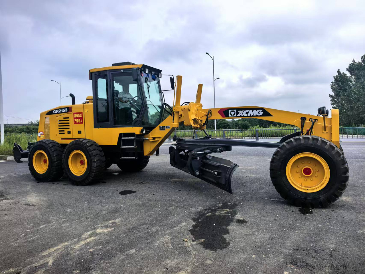 XCMG GR2153 - Grader: gambar 1 XCMG GR2153 - Grader: gambar 1