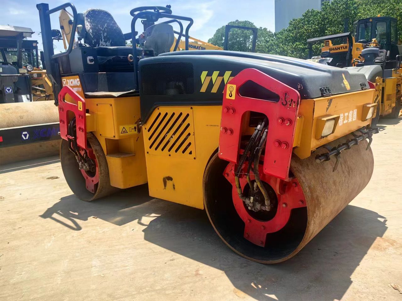 XCMG XMR603 - Roller: gambar 2 XCMG XMR603 - Roller: gambar 2