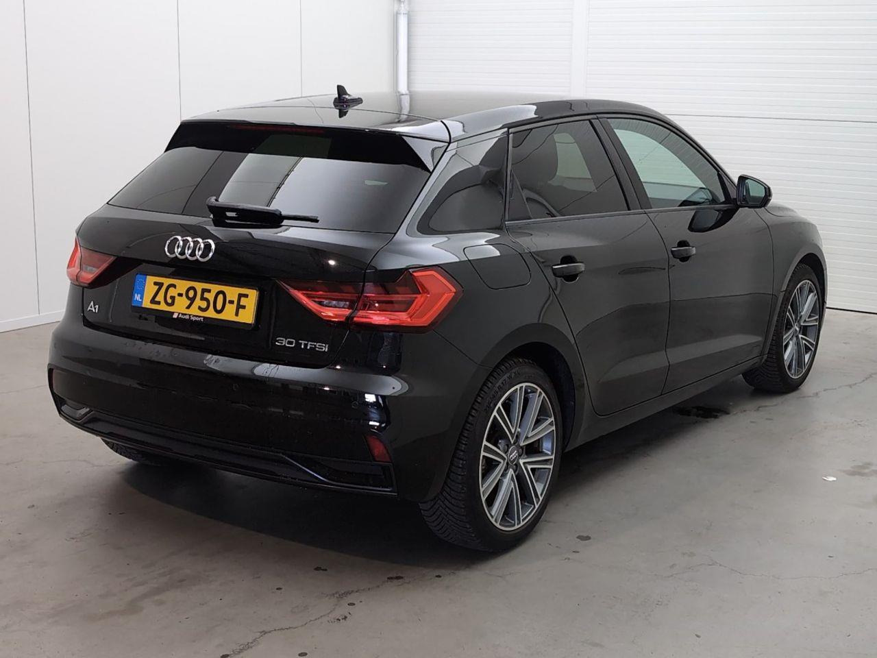 Audi A1 Sportback 30 TFSI Advanced epic | 2019 | 94.314 km | ZG950F | NAP: Logisch - Hatchback: gambar 4 Audi A1 Sportback 30 TFSI Advanced epic | 2019 | 94.314 km | ZG950F | NAP: Logisch - Hatchback: gambar 4