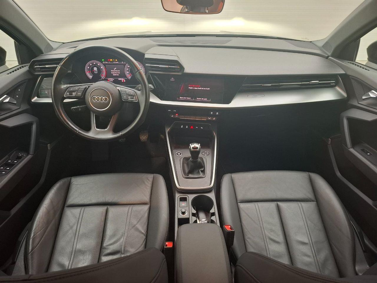Audi A3 Limousine 30 TFSI S edition | 2021 | 127.594 km | Z259RT | NAP: Geen oordeel - Mobil: gambar 5 Audi A3 Limousine 30 TFSI S edition | 2021 | 127.594 km | Z259RT | NAP: Geen oordeel - Mobil: gambar 5