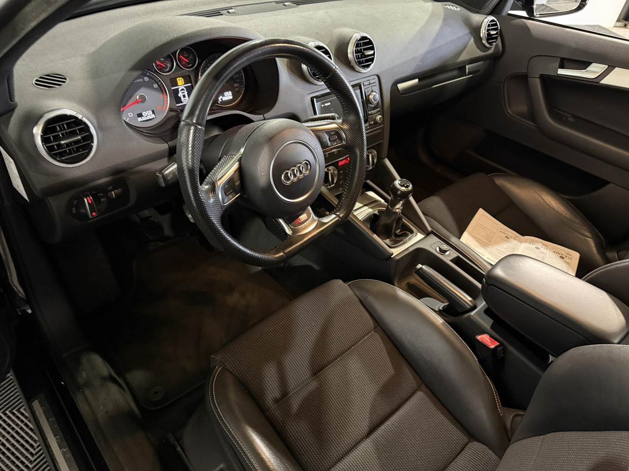 Audi A3 Sportback 1.2 TFSI S Line 35-ZGK-9 288.082 km - Mobil: gambar 5 Audi A3 Sportback 1.2 TFSI S Line 35-ZGK-9 288.082 km - Mobil: gambar 5