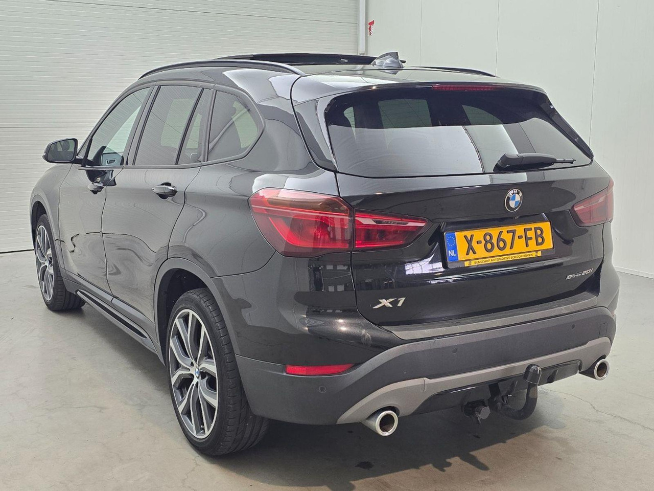 BMW X1 sDrive20i Executive Edition | 2019 | 143.771 km | Automaat | X867FB | NAP: Geen oordeel - Mobil SUV: gambar 3 BMW X1 sDrive20i Executive Edition | 2019 | 143.771 km | Automaat | X867FB | NAP: Geen oordeel - Mobil SUV: gambar 3