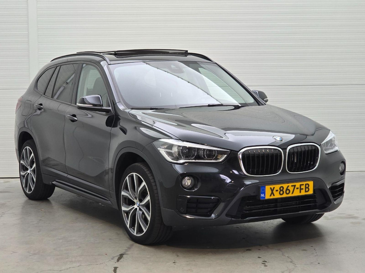 BMW X1 sDrive20i Executive Edition | 2019 | 143.771 km | Automaat | X867FB | NAP: Geen oordeel - Mobil SUV: gambar 2 BMW X1 sDrive20i Executive Edition | 2019 | 143.771 km | Automaat | X867FB | NAP: Geen oordeel - Mobil SUV: gambar 2