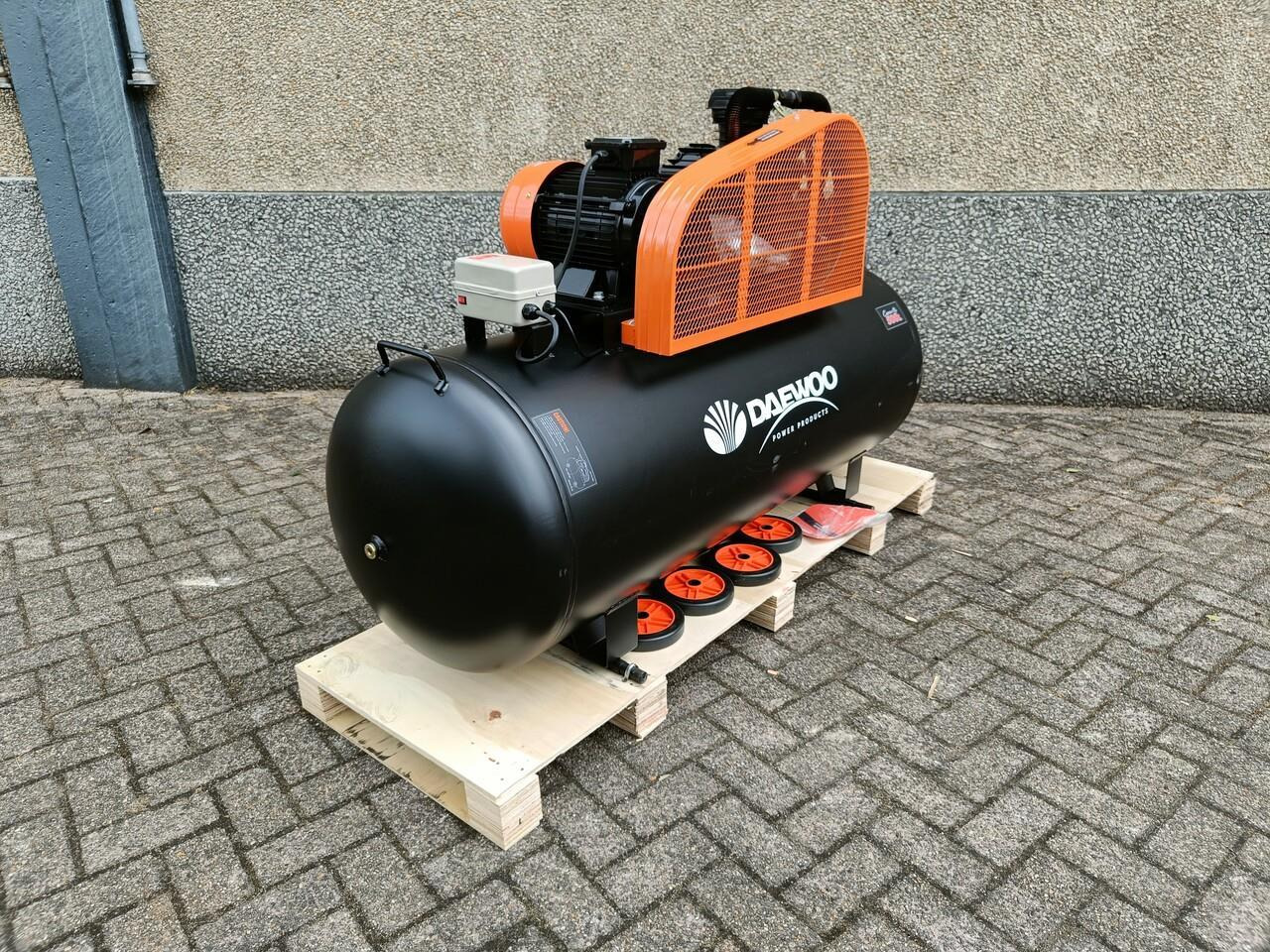 Deawoo DAAX500L Compressor Nieuw - Kompresor udara: gambar 1 Deawoo DAAX500L Compressor Nieuw - Kompresor udara: gambar 1