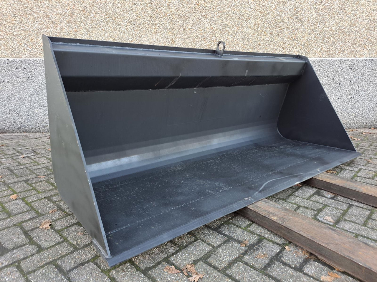 Grondbak t.b.v. Verreiker – Nieuw, Breedte 240 cm (2) - Ember loader: gambar 1 Grondbak t.b.v. Verreiker – Nieuw, Breedte 240 cm (2) - Ember loader: gambar 1