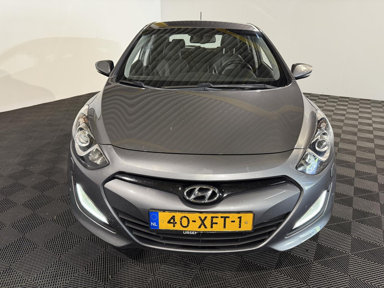 Hyundai | i30 | 1.6 GDI i-Catcher | 2012 | 287.418 km | 40XFT1 | Logisch - Hatchback: gambar 5 Hyundai | i30 | 1.6 GDI i-Catcher | 2012 | 287.418 km | 40XFT1 | Logisch - Hatchback: gambar 5