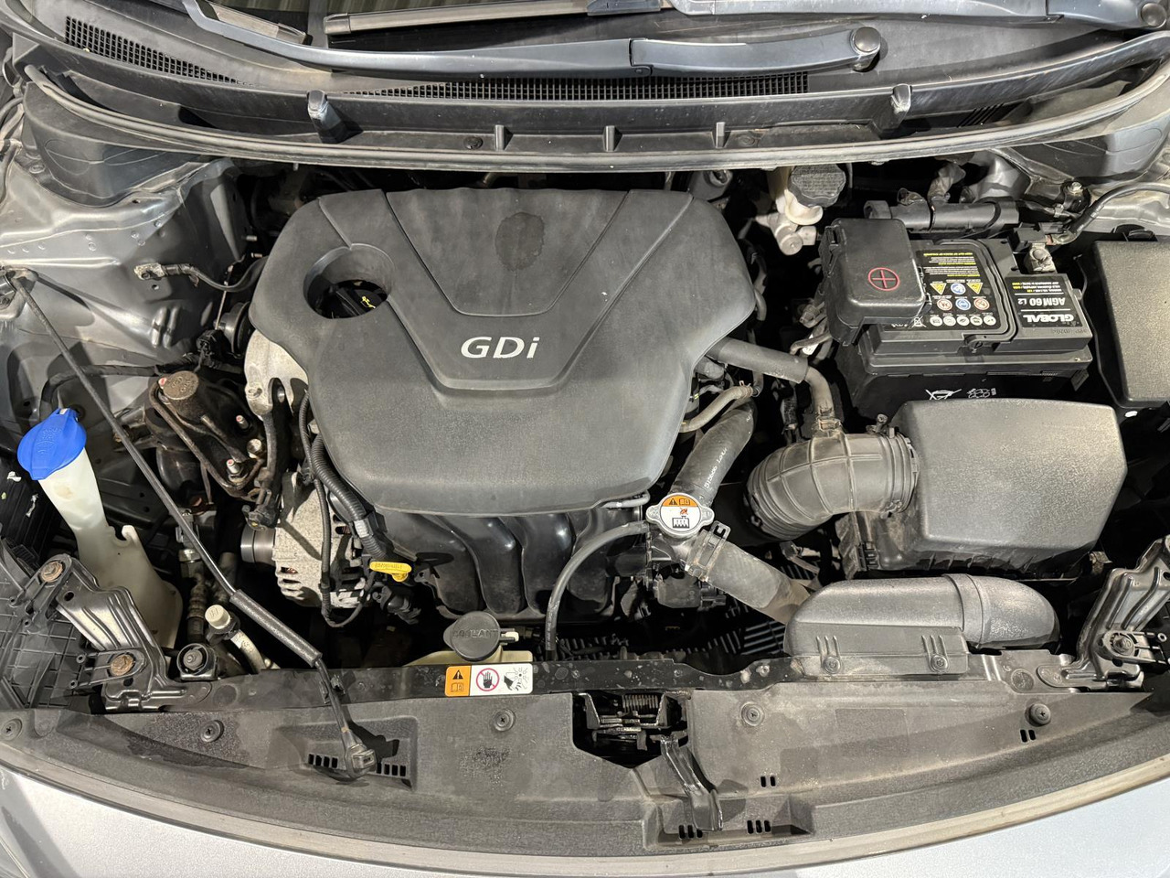 Hyundai | i30 | 1.6 GDI i-Catcher | 2012 | 287.418 km | 40XFT1 | Logisch - Hatchback: gambar 4 Hyundai | i30 | 1.6 GDI i-Catcher | 2012 | 287.418 km | 40XFT1 | Logisch - Hatchback: gambar 4