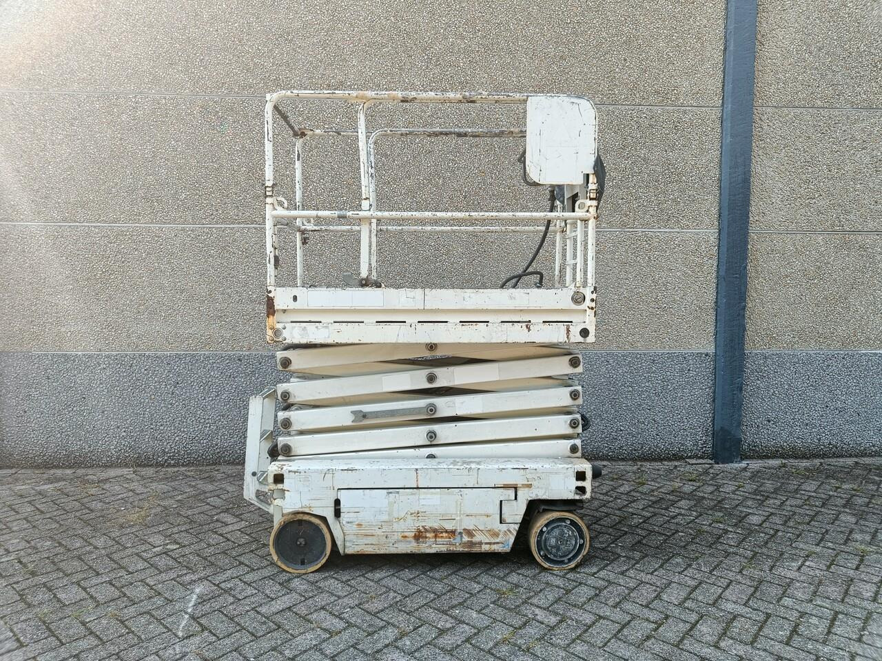 Imer IT 7380 Verrijdbare Schaarlift - Scissor lifts: gambar 4 Imer IT 7380 Verrijdbare Schaarlift - Scissor lifts: gambar 4