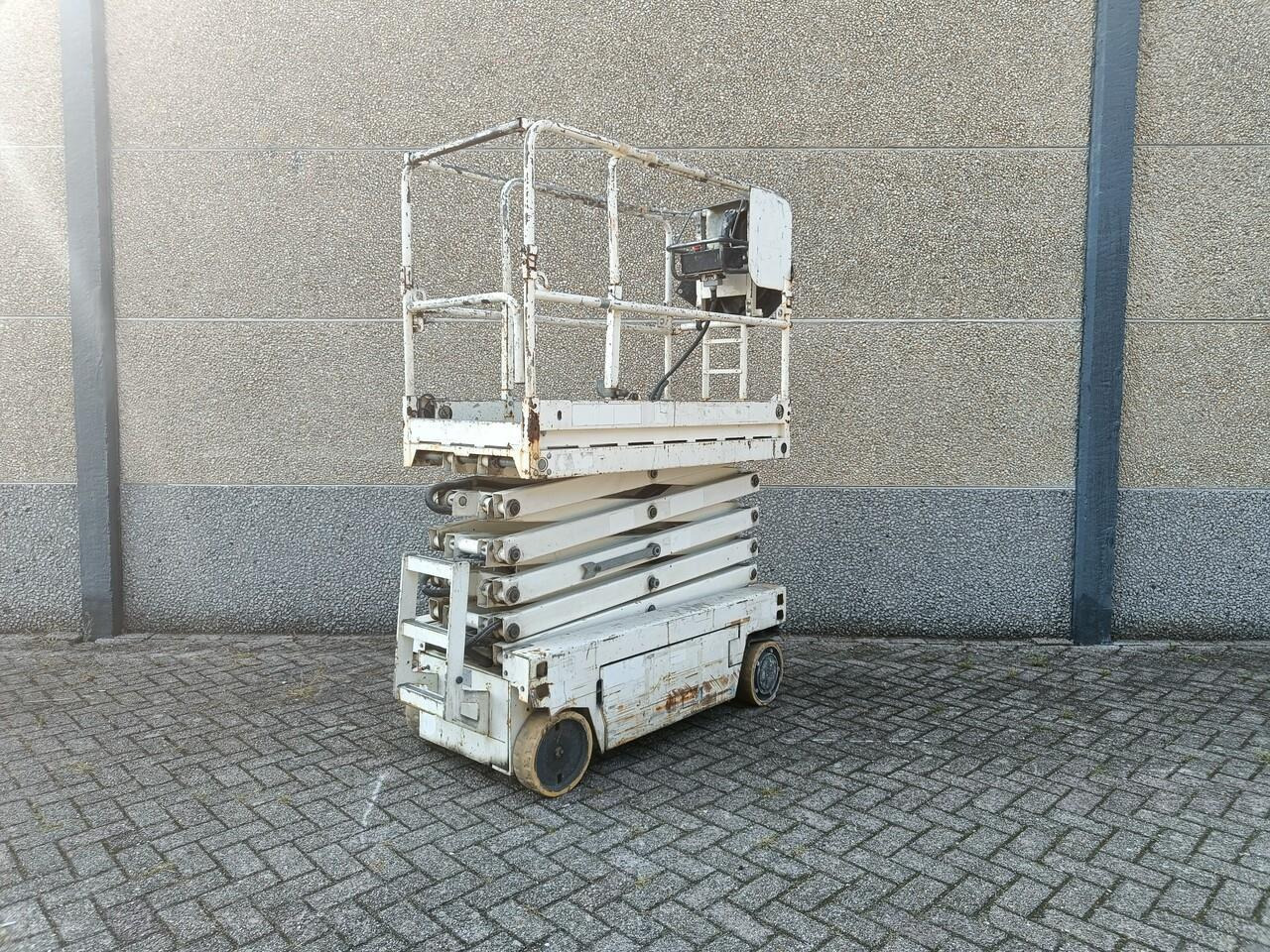 Imer IT 7380 Verrijdbare Schaarlift - Scissor lifts: gambar 1 Imer IT 7380 Verrijdbare Schaarlift - Scissor lifts: gambar 1