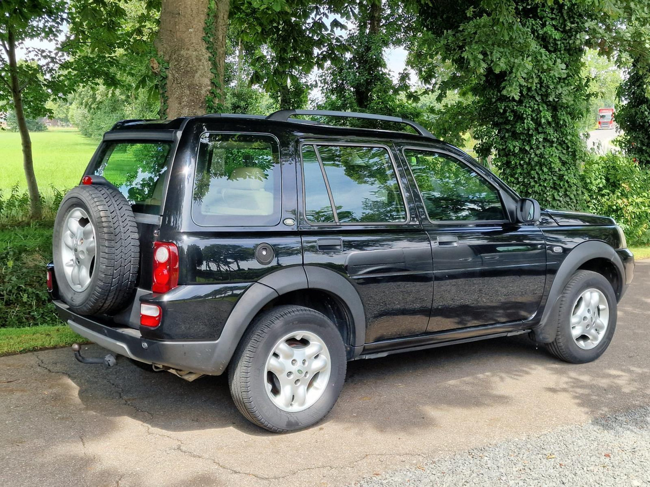 Land Rover Freelander 1.8 S Summit | 2006 | 171.472 km | 49-SJ-ST - Mobil: gambar 4 Land Rover Freelander 1.8 S Summit | 2006 | 171.472 km | 49-SJ-ST - Mobil: gambar 4