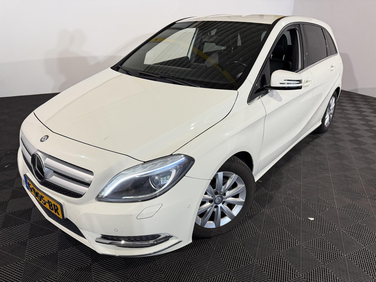 Mercedes-Benz | B-klasse | 180 Ambition | 2012 | 131.978 km | G005BR | Geen oordeel - Mobil: gambar 1 Mercedes-Benz | B-klasse | 180 Ambition | 2012 | 131.978 km | G005BR | Geen oordeel - Mobil: gambar 1