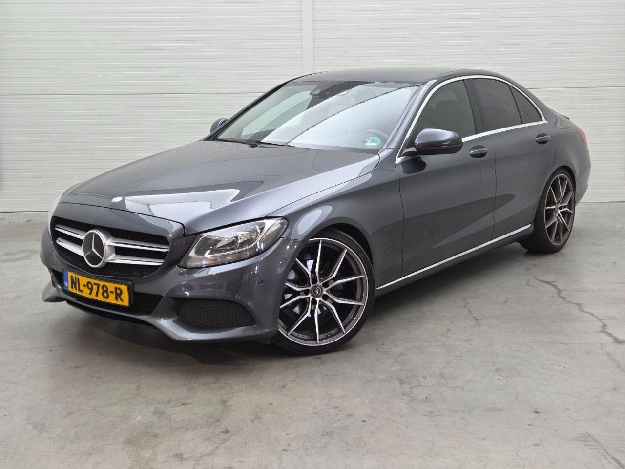 Mercedes - Benz C - klasse 180 Prestige | 2015 | 150.701 km | NL978R | NAP: Geen oordeel - Mobil sedan: gambar 1 Mercedes - Benz C - klasse 180 Prestige | 2015 | 150.701 km | NL978R | NAP: Geen oordeel - Mobil sedan: gambar 1