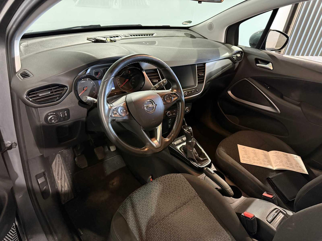 Opel Crossland X 1.2 Innovation | 2017 | 152.826 km | PK-020-X - Mobil SUV: gambar 5 Opel Crossland X 1.2 Innovation | 2017 | 152.826 km | PK-020-X - Mobil SUV: gambar 5