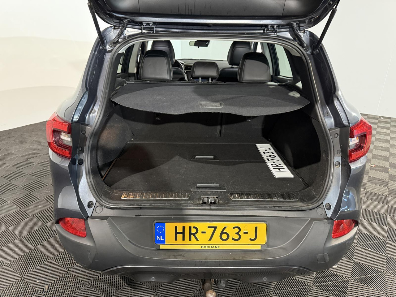 Renault | Kadjar | 1.2 TCe Intens | 2015 | 187.621 km | HR763J | Logisch - Mobil SUV: gambar 2 Renault | Kadjar | 1.2 TCe Intens | 2015 | 187.621 km | HR763J | Logisch - Mobil SUV: gambar 2