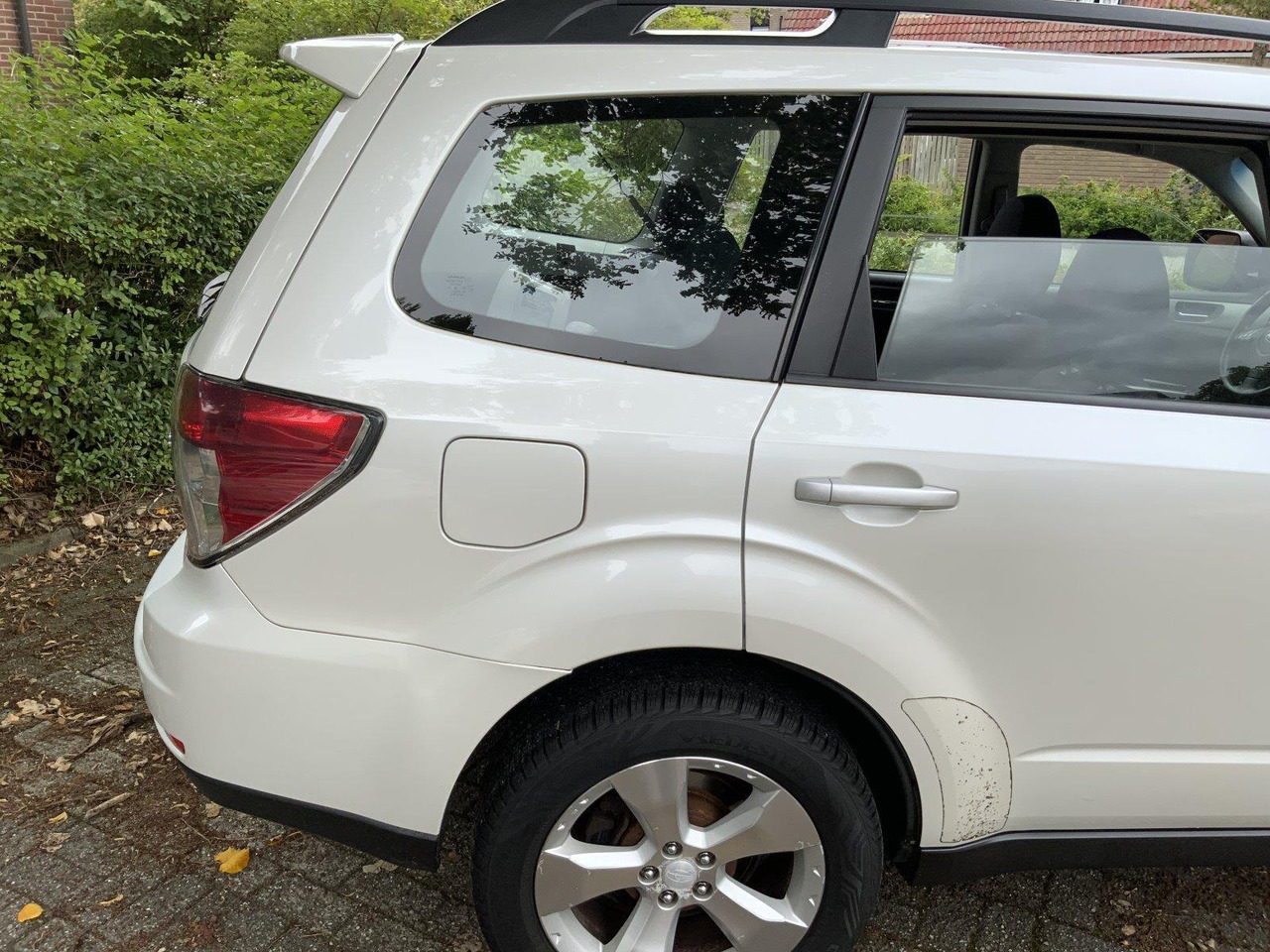 Subaru | Forester | 2.0 D XS Luxury | 2010 | 251.611 km | 31-LFT-6 - Mobil SUV: gambar 3 Subaru | Forester | 2.0 D XS Luxury | 2010 | 251.611 km | 31-LFT-6 - Mobil SUV: gambar 3
