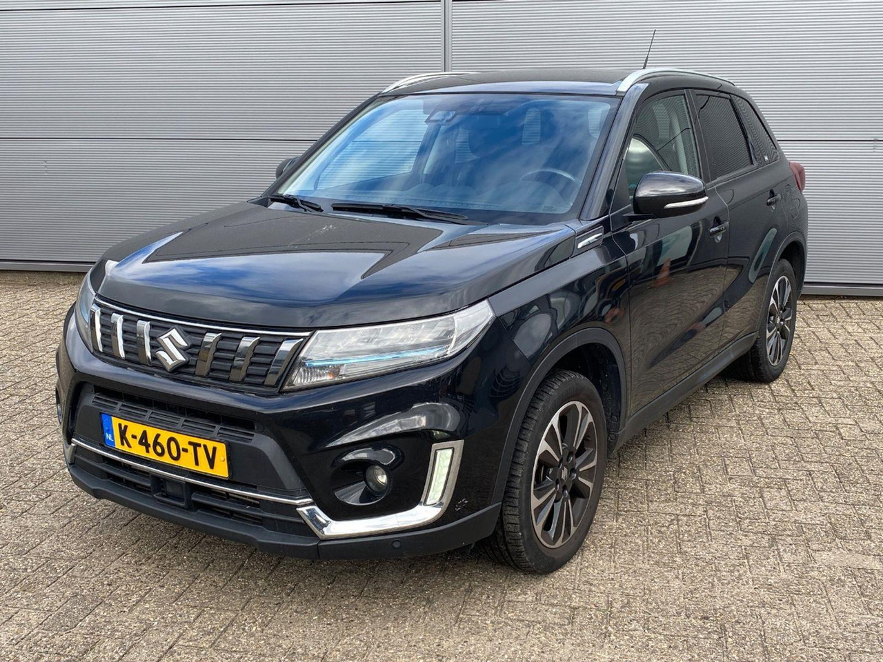 Suzuki Vitara 1.4 Boosterjet Style Smart Hybrid | 2021 | 63.245 km | Automaat | K460TV | NAP: Logisch - Mobil SUV: gambar 1 Suzuki Vitara 1.4 Boosterjet Style Smart Hybrid | 2021 | 63.245 km | Automaat | K460TV | NAP: Logisch - Mobil SUV: gambar 1