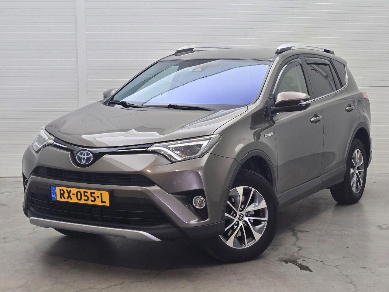 Toyota RAV4 2.5 Hybrid Style | 2016 | 125.975 km | Automaat | RX055L | NAP: Geen oordeel - Mobil SUV: gambar 1 Toyota RAV4 2.5 Hybrid Style | 2016 | 125.975 km | Automaat | RX055L | NAP: Geen oordeel - Mobil SUV: gambar 1