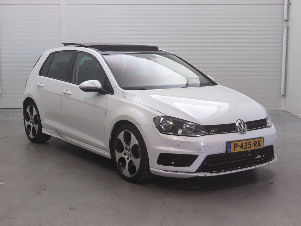 Volkswagen Golf 1.4 TSI Connected Series | 2017 | 114.917 km | Automaat | P435RK | NAP: Geen oordeel - Hatchback: gambar 2 Volkswagen Golf 1.4 TSI Connected Series | 2017 | 114.917 km | Automaat | P435RK | NAP: Geen oordeel - Hatchback: gambar 2
