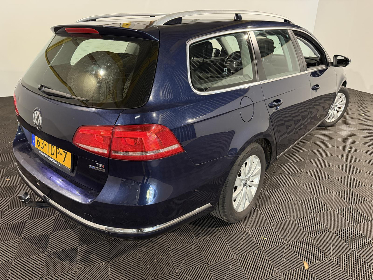 Volkswagen | Passat Variant | 1.4 TSI Comfortline BlueMotion | 2012 | 223.524 km | 63TDP7 | Logisch - Mobil: gambar 4 Volkswagen | Passat Variant | 1.4 TSI Comfortline BlueMotion | 2012 | 223.524 km | 63TDP7 | Logisch - Mobil: gambar 4