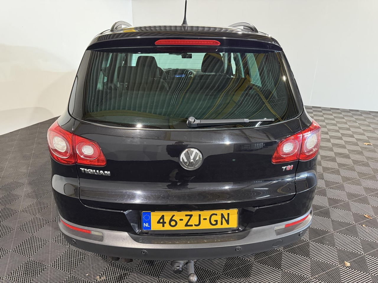 Volkswagen Tiguan 1.4 TSI Comfort&Design 4Motion 46-ZJ-GN - Mobil: gambar 4 Volkswagen Tiguan 1.4 TSI Comfort&Design 4Motion 46-ZJ-GN - Mobil: gambar 4