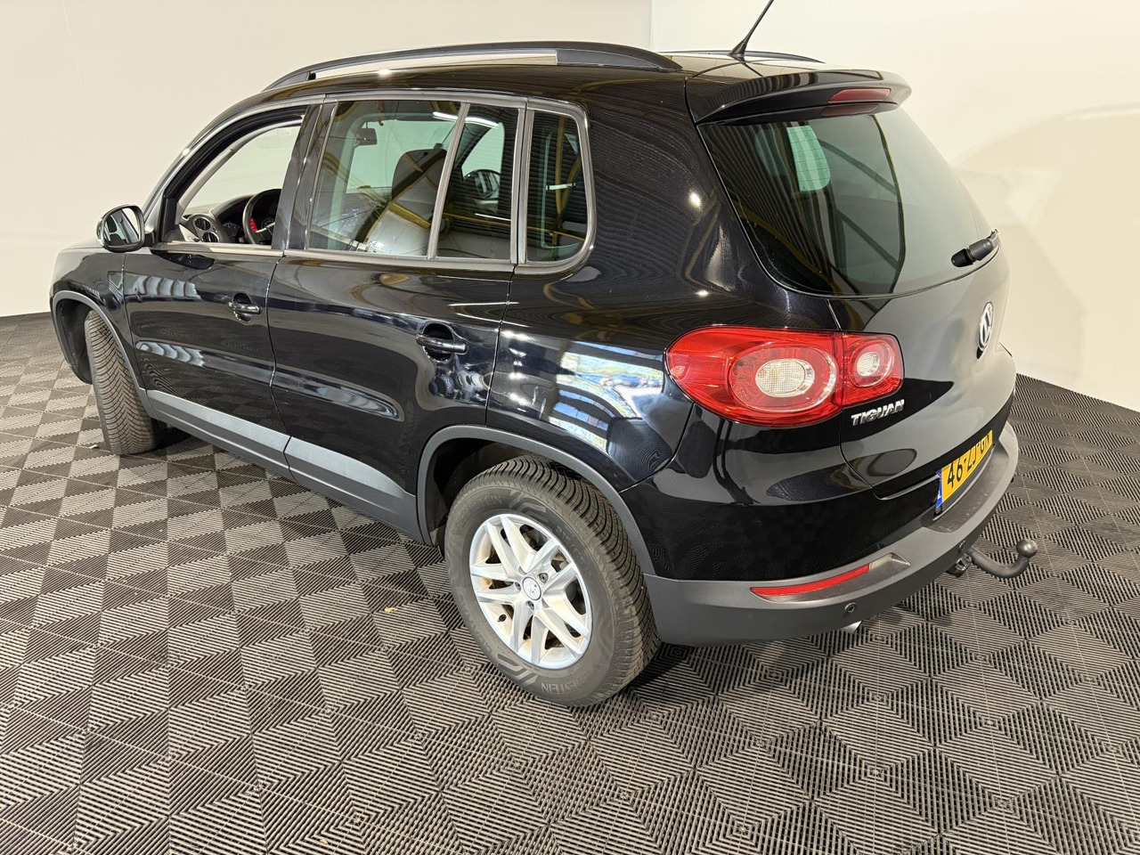 Volkswagen Tiguan 1.4 TSI Comfort&Design 4Motion 46-ZJ-GN - Mobil: gambar 3 Volkswagen Tiguan 1.4 TSI Comfort&Design 4Motion 46-ZJ-GN - Mobil: gambar 3