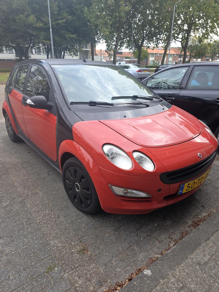 Smart | forfour | 1.1 pulse | 2006 | 234.985 km | 50TDBF | Logisch - Hatchback: gambar 1 Smart | forfour | 1.1 pulse | 2006 | 234.985 km | 50TDBF | Logisch - Hatchback: gambar 1