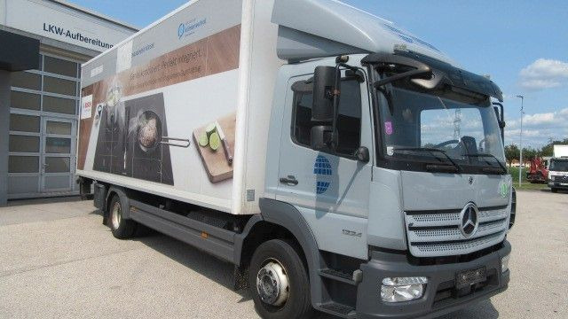 Mercedes-Benz 1224L Koffer LBW 2 to. Klima, neuer Tacho 4.1 - Truk box: gambar 3 Mercedes-Benz 1224L Koffer LBW 2 to. Klima, neuer Tacho 4.1 - Truk box: gambar 3
