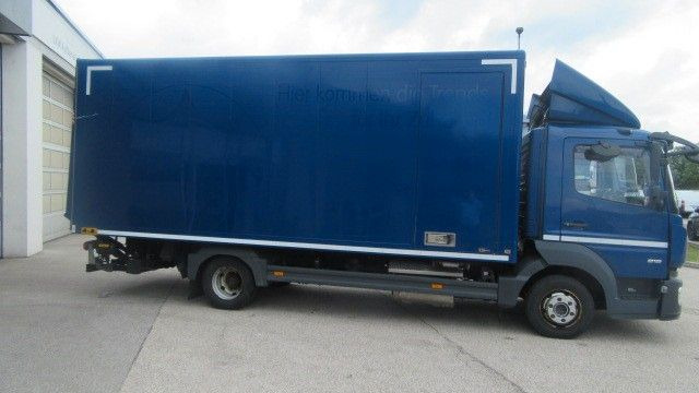 Mercedes-Benz 818L Koffer LBW, Seitentüre (GG 8,6 to.) - Van box: gambar 4 Mercedes-Benz 818L Koffer LBW, Seitentüre (GG 8,6 to.) - Van box: gambar 4