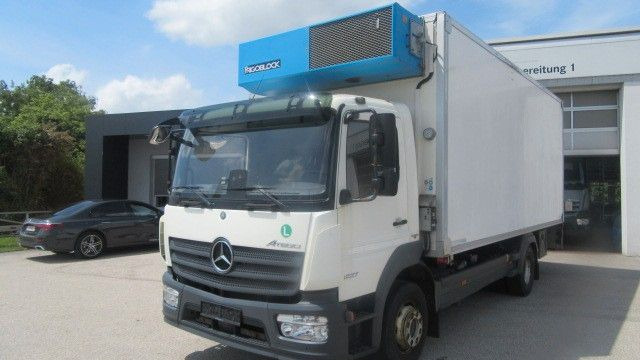 Mercedes-Benz Atego 1527L Tiefkühler, LBW,... - Truk berpendingin: gambar 2 Mercedes-Benz Atego 1527L Tiefkühler, LBW,... - Truk berpendingin: gambar 2