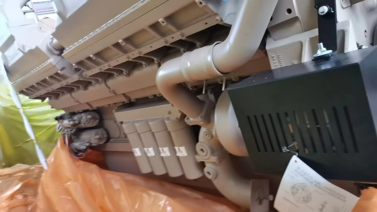 Cummins QSK60-G7 - Mesin: gambar 3 Cummins QSK60-G7 - Mesin: gambar 3