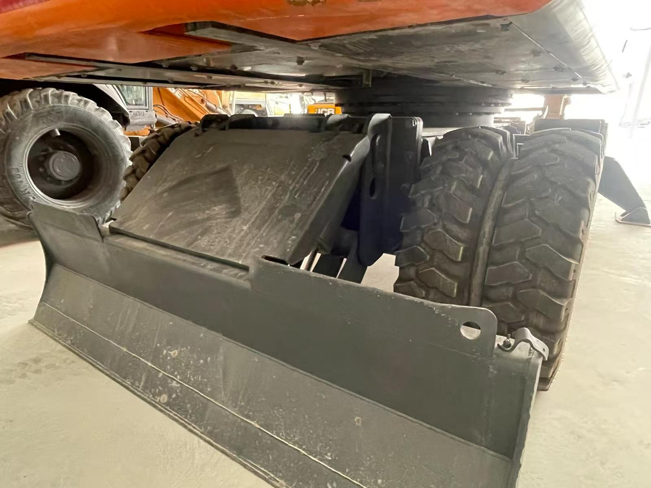 DOOSAN DX210 - Ekskavator roda: gambar 5 DOOSAN DX210 - Ekskavator roda: gambar 5