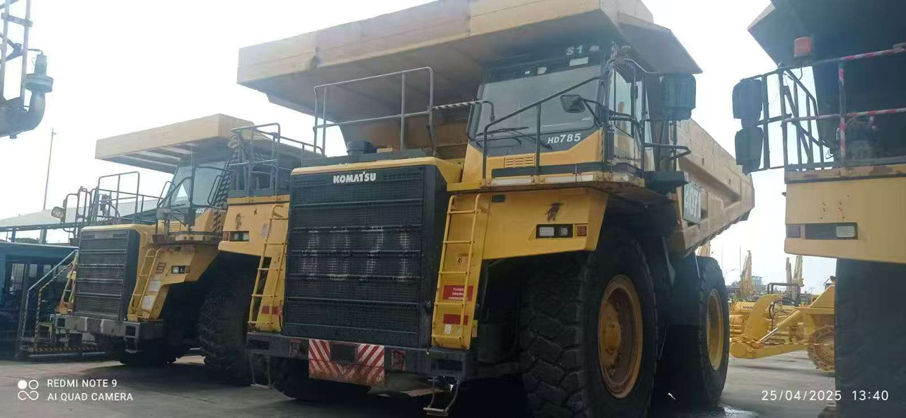 KOMATSU HD785-7 - Truk batu/ Dumper iebes: gambar 1 KOMATSU HD785-7 - Truk batu/ Dumper iebes: gambar 1