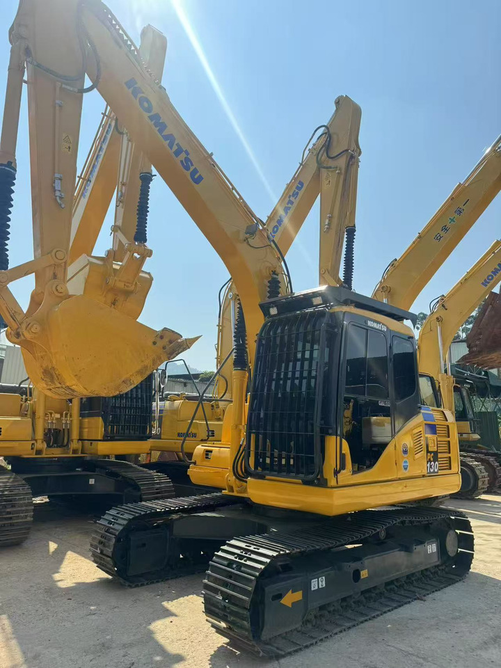 KOMATSU PC130-7 - Ekskavator perayap: gambar 5 KOMATSU PC130-7 - Ekskavator perayap: gambar 5