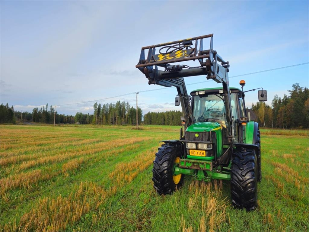 John Deere 6420S AP Premium Plus 50km/h - Traktor: gambar 3 John Deere 6420S AP Premium Plus 50km/h - Traktor: gambar 3