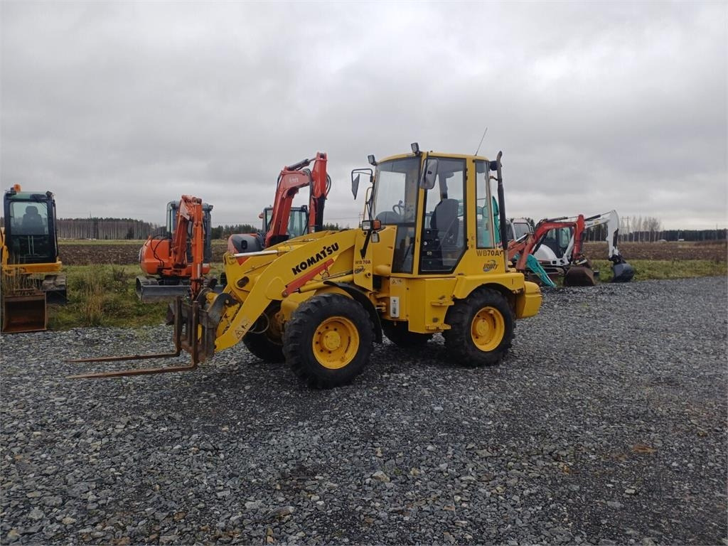 Komatsu WB70A Pyöräkuormaaja - Wheel loader: gambar 1 Komatsu WB70A Pyöräkuormaaja - Wheel loader: gambar 1