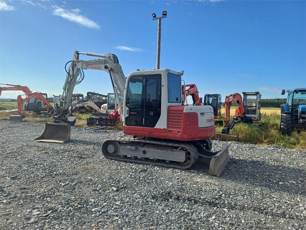 Takeuchi Tb175 Engconilla - Ekskavator mini: gambar 3 Takeuchi Tb175 Engconilla - Ekskavator mini: gambar 3