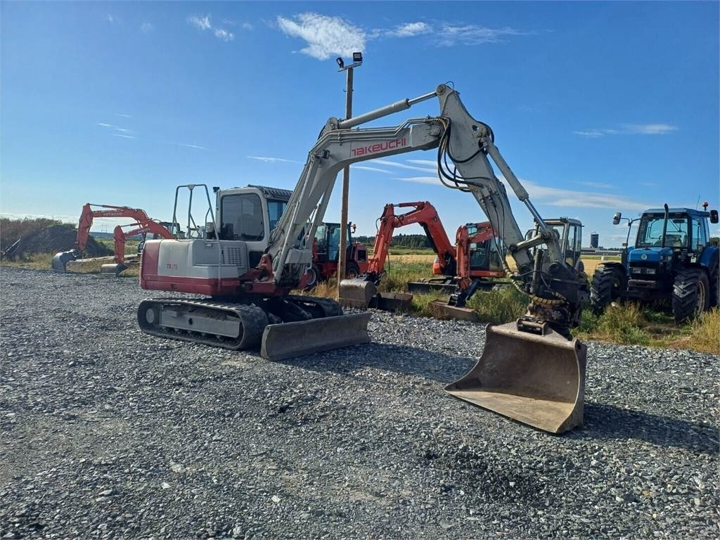 Takeuchi Tb175 Engconilla - Ekskavator mini: gambar 4 Takeuchi Tb175 Engconilla - Ekskavator mini: gambar 4