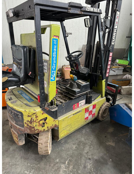 Clark CEM 16S - Forklift: gambar 2 Clark CEM 16S - Forklift: gambar 2