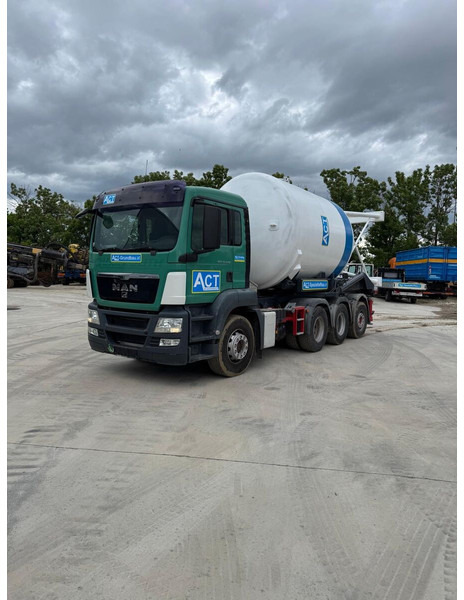 MAN TGS 32 - 440 - Truk skip loader: gambar 1 MAN TGS 32 - 440 - Truk skip loader: gambar 1