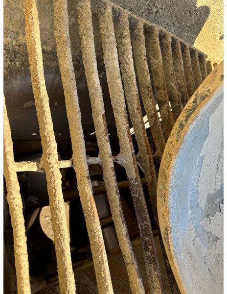 Schwing SP 750-18 - Pompa beton stasioner: gambar 3 Schwing SP 750-18 - Pompa beton stasioner: gambar 3