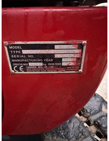 Takeuchi TB240 - Ekskavator mini: gambar 2 Takeuchi TB240 - Ekskavator mini: gambar 2